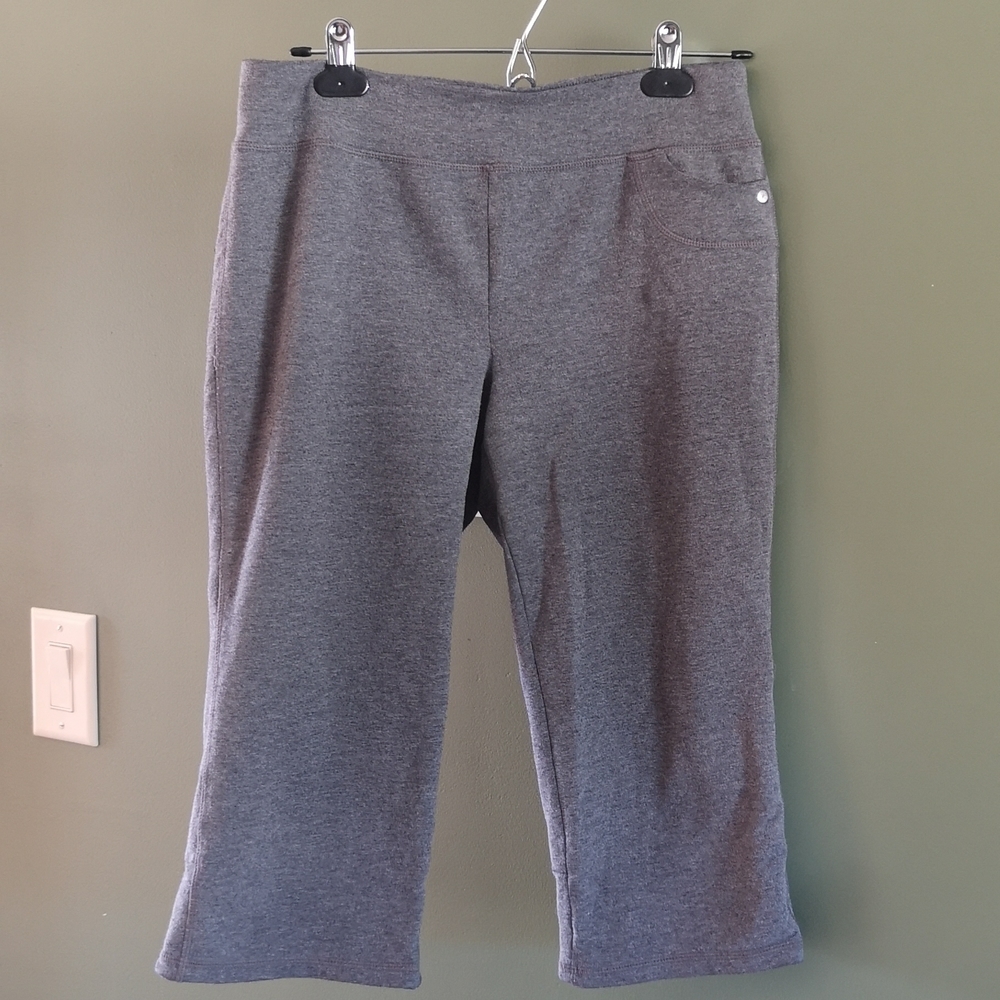 Danskin Cropped Slit Back Work Out Leggings Size Small Grey - Picture 2 of 7
